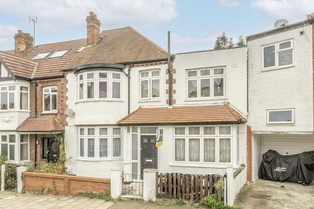 Property photo 1 of 6