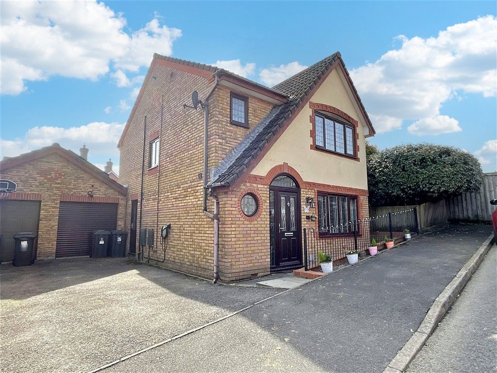 Property photo 1 of 15 Front