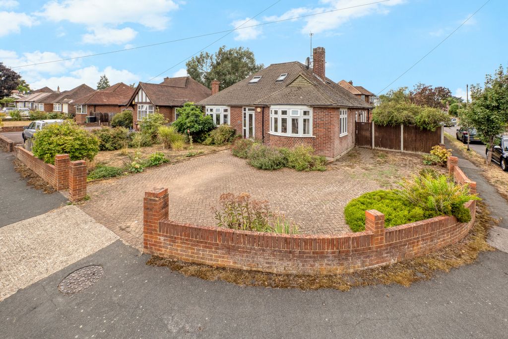 Property photo 1 of 33 Picture No. 02