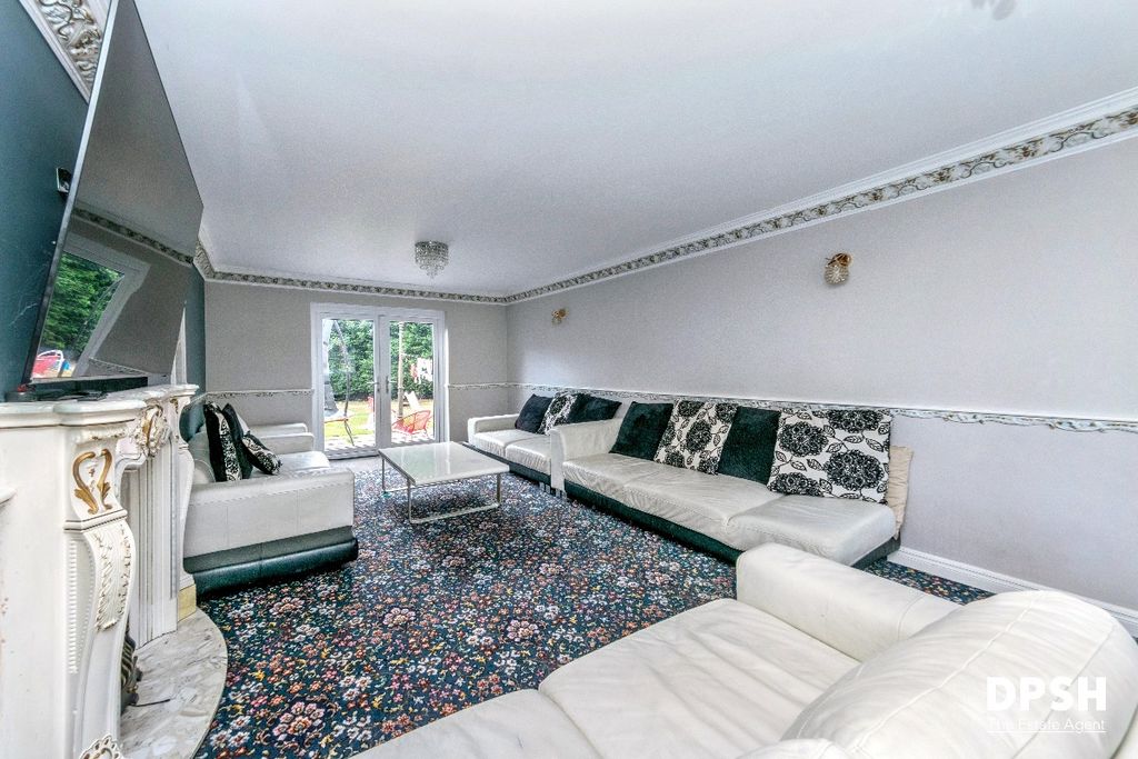 Property photo 2 of 46