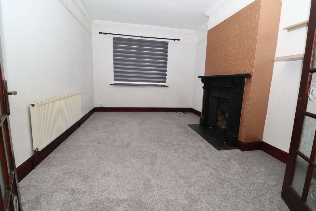 Property photo 2 of 12 Img_7346