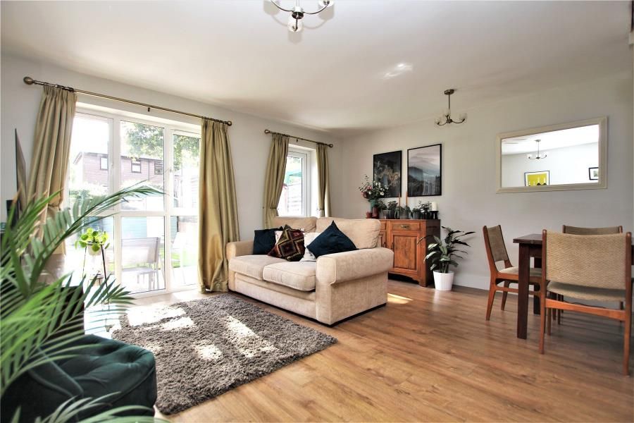 Property photo 3 of 9