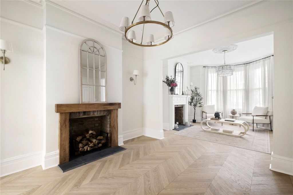 Property photo 3 of 13 Reception Room