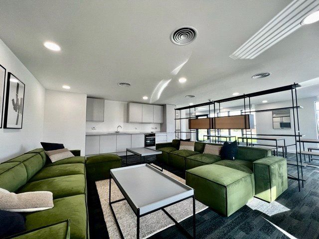 Property photo 3 of 9 Picture No. 01