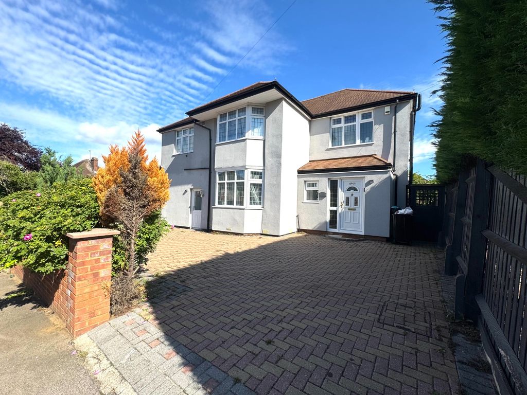Property photo 1 of 26 4517180