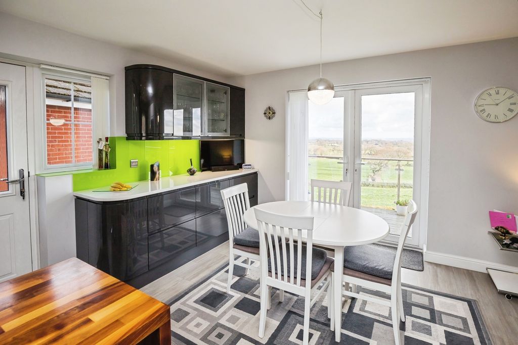 Additional image 8 of 5 bed detached house for saleLlys Y Graig, Bryn-Y-Baal, Mold, Flintshire CH7