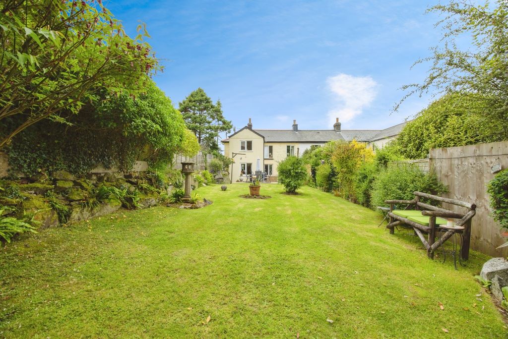 Property photo 2 of 17 Rear Garden