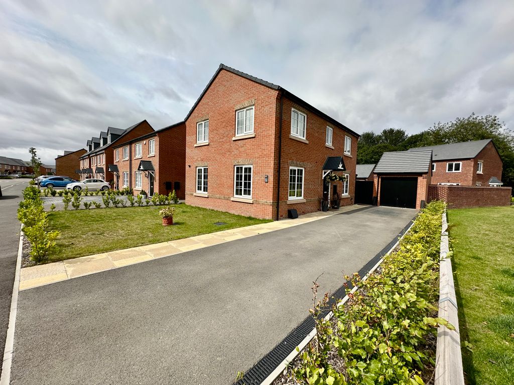 Property photo 1 of 39 Img_4905