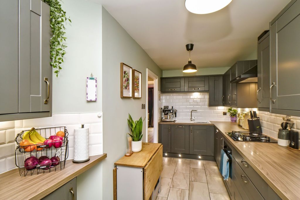 Property photo 3 of 12 Property Image 3