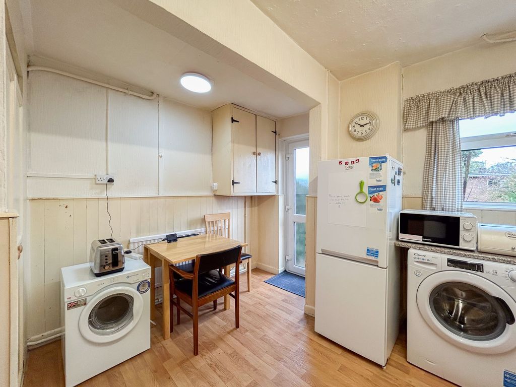 Property photo 3 of 21