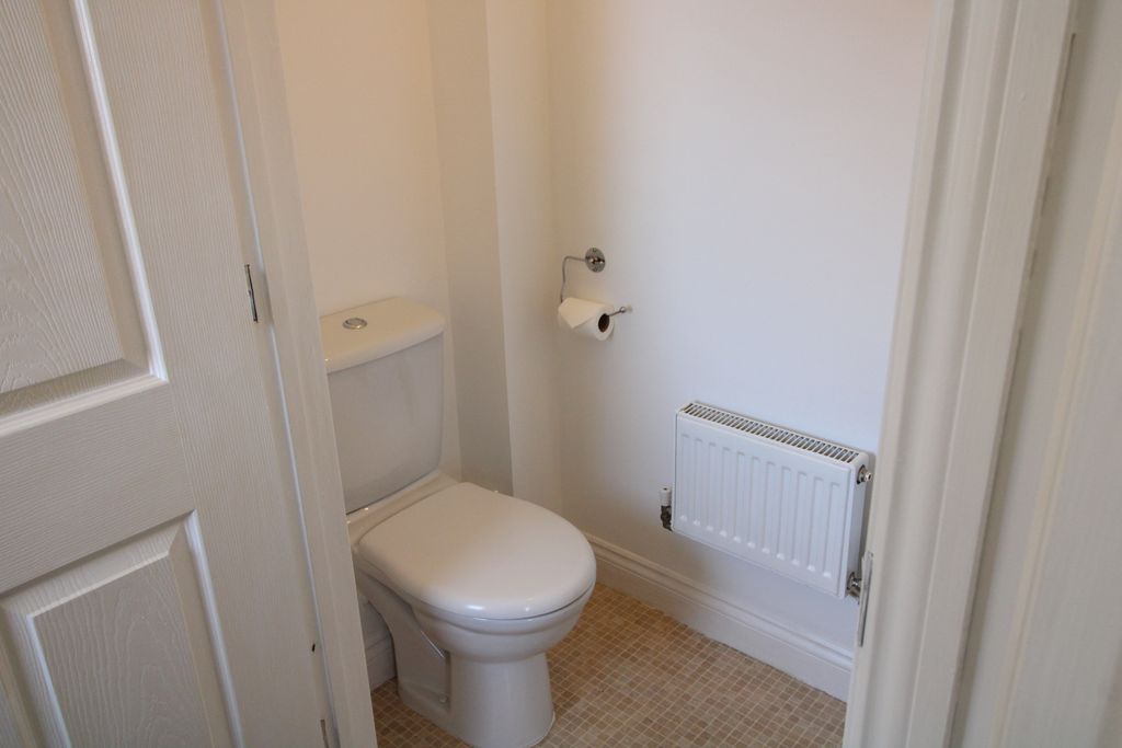 Property photo 2 of 11