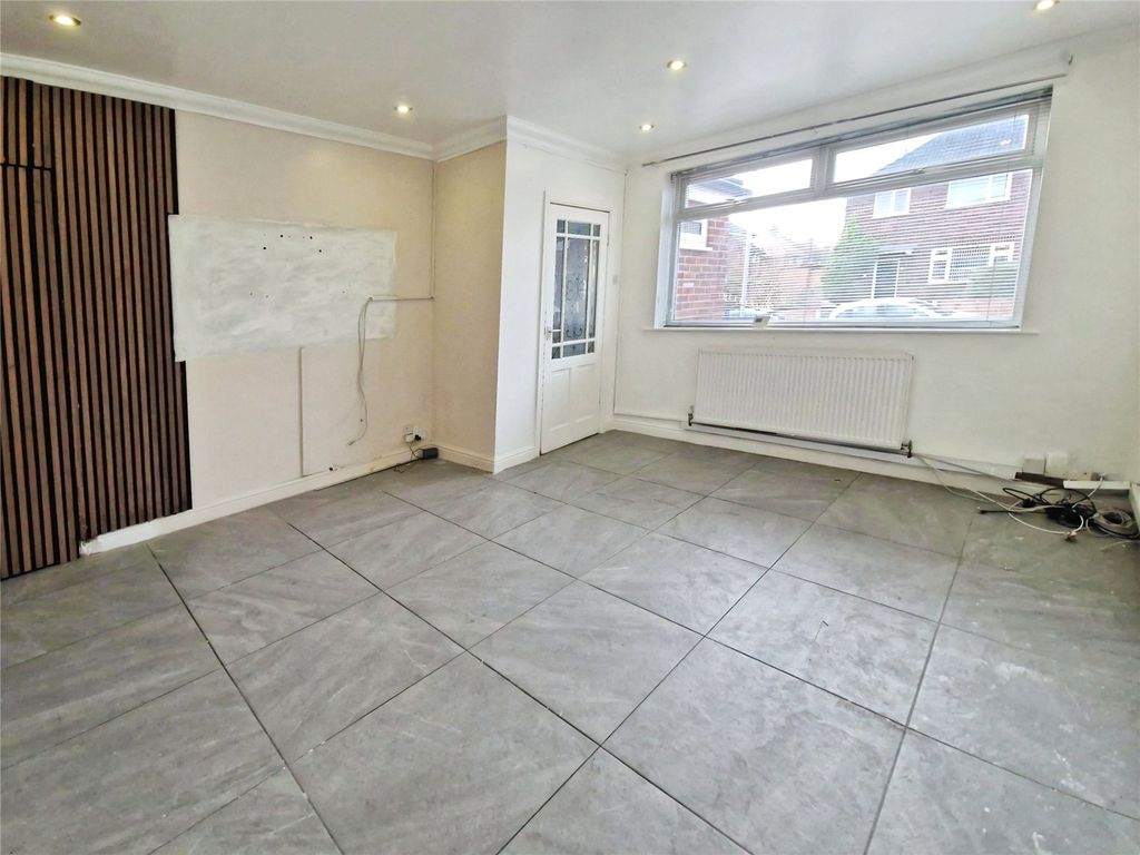 Property photo 2 of 19 Picture No. 33