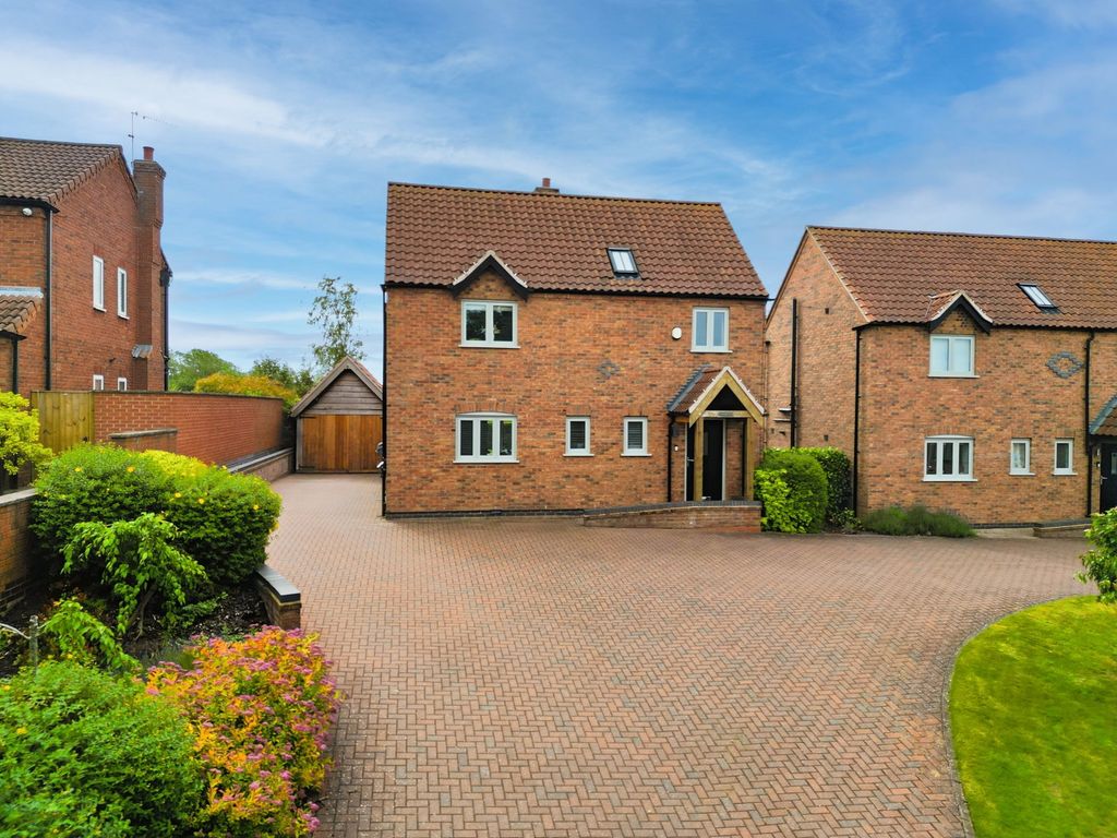 Property photo 1 of 39