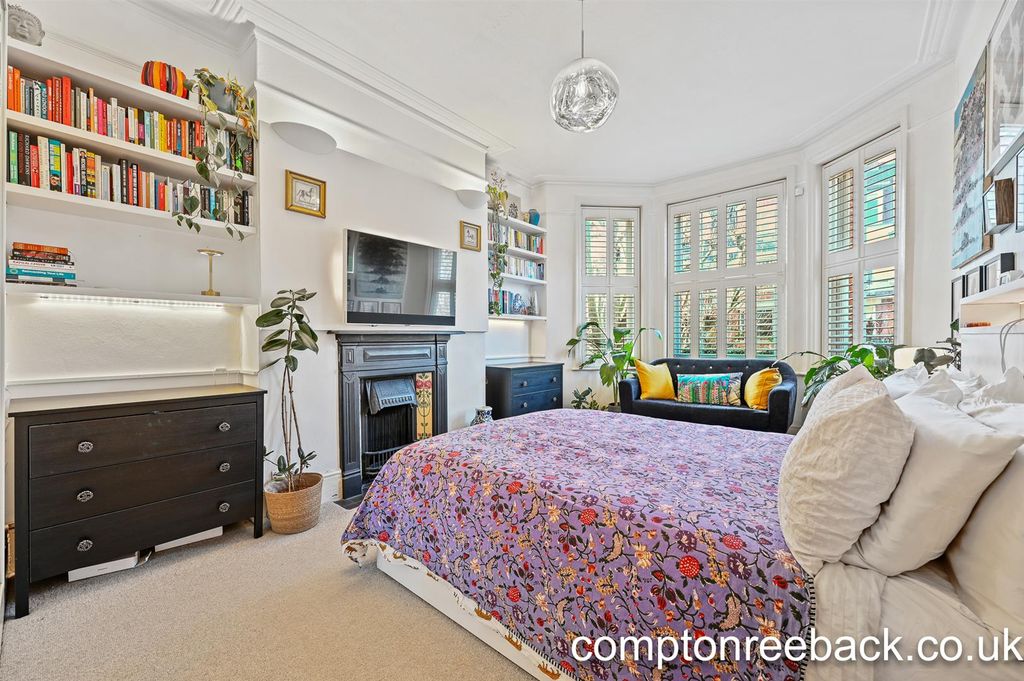 Property photo 3 of 12 Bedroom 1