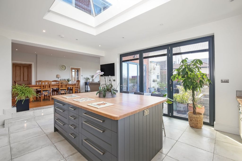 Property photo 2 of 13 Picture No. 07