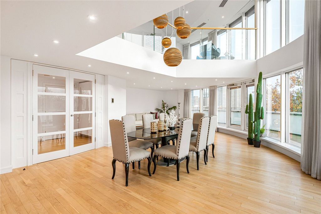 Property photo 1 of 51 Picture No. 25