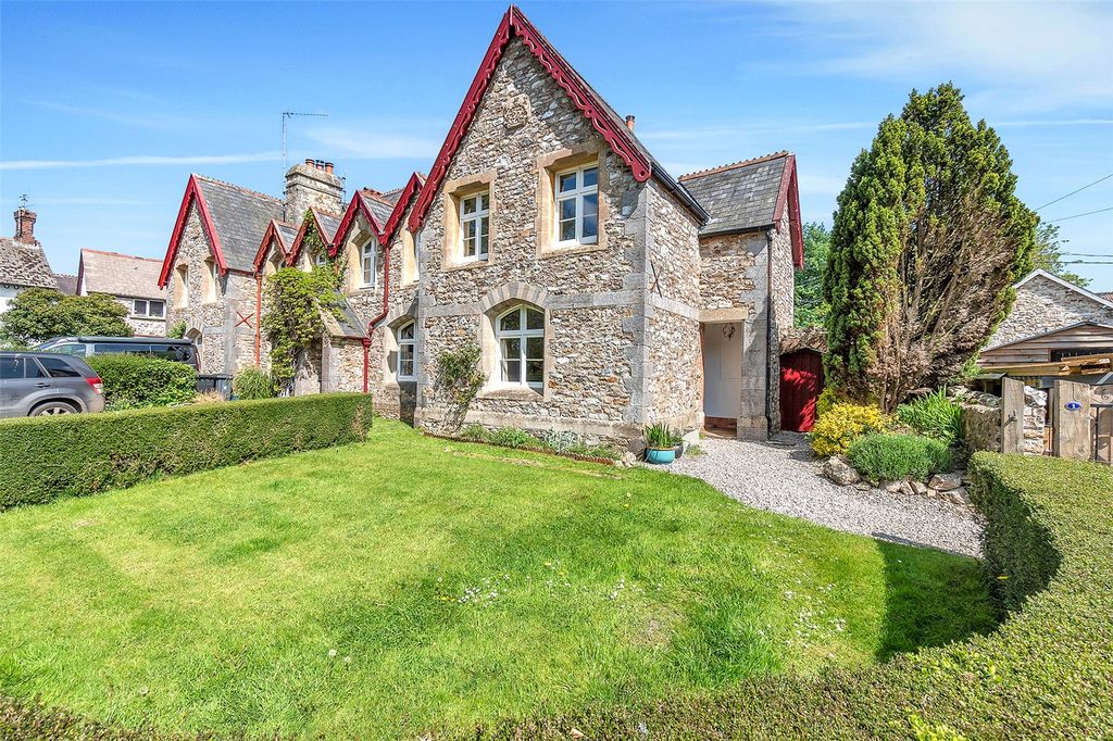 Property photo 1 of 23 Picture No. 02