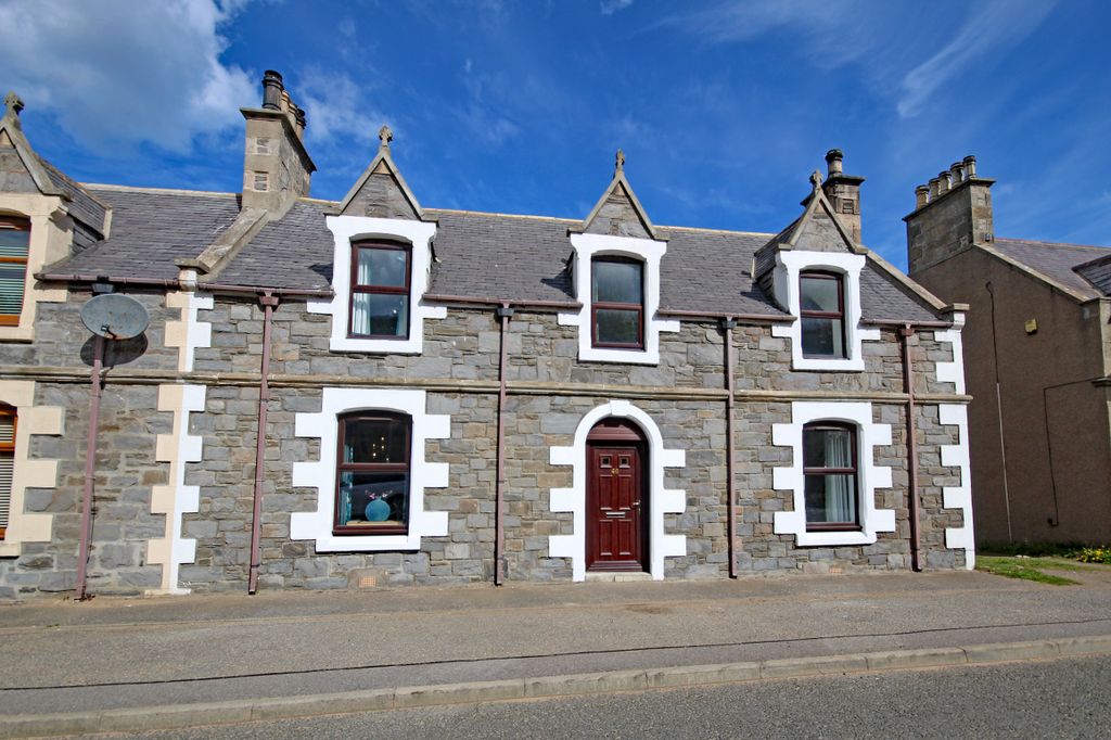 Property photo 1 of 33