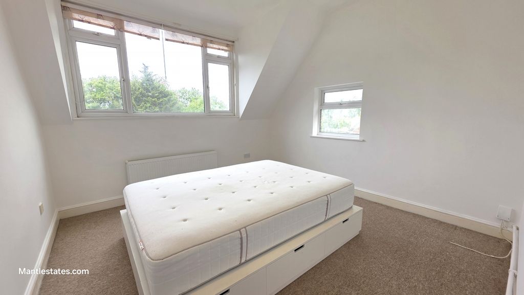 Property photo 2 of 15 Bedroom 2