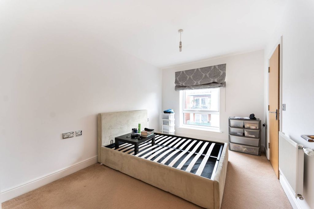 Property photo 1 of 8