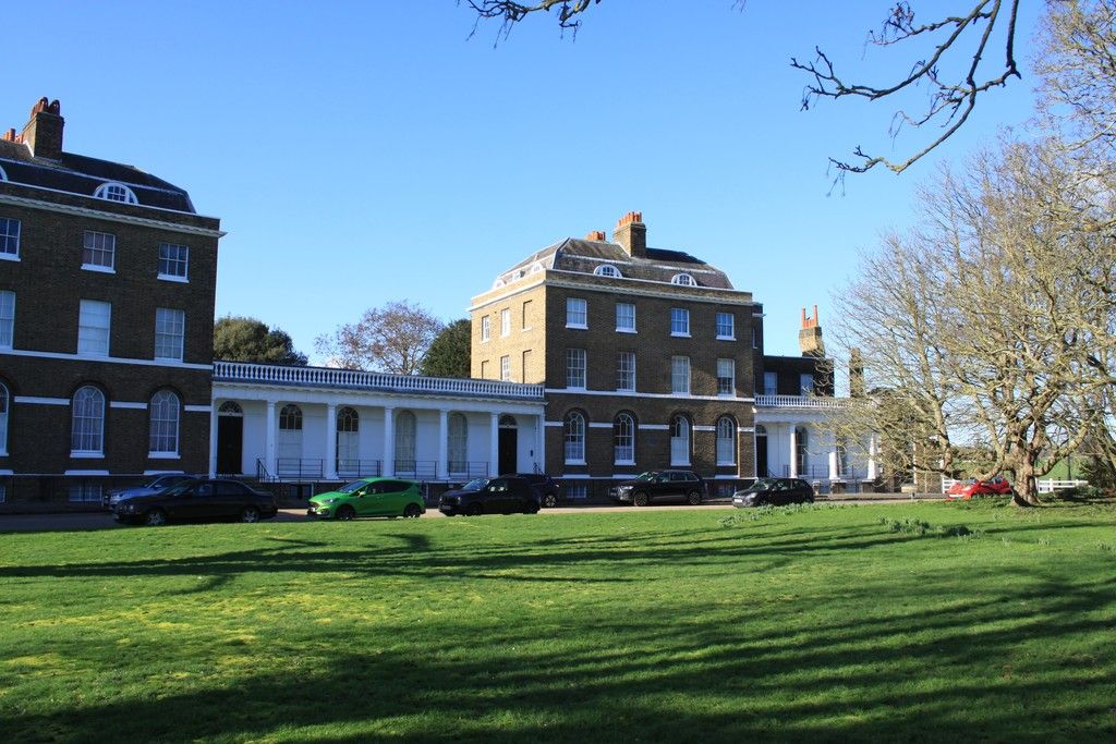 Property photo 2 of 14