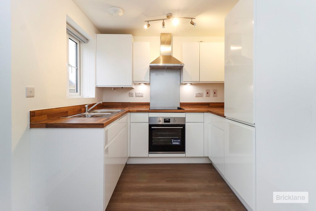 Property photo 3 of 15 Image