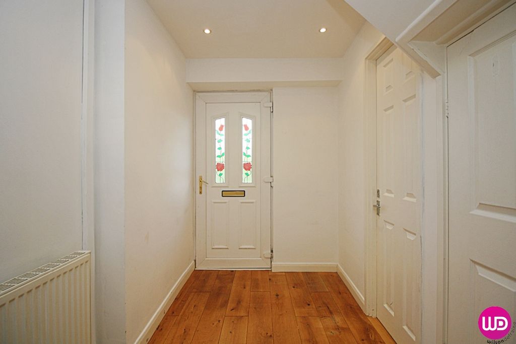 Property photo 3 of 28