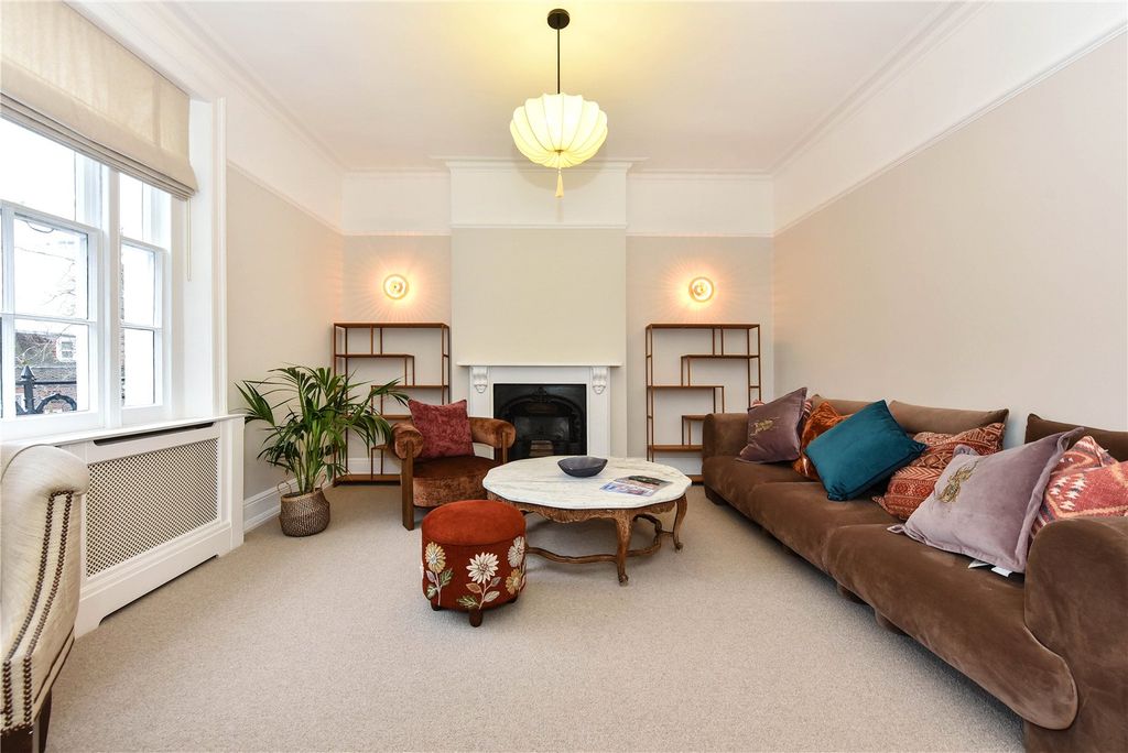 Property photo 2 of 16 Picture No. 19