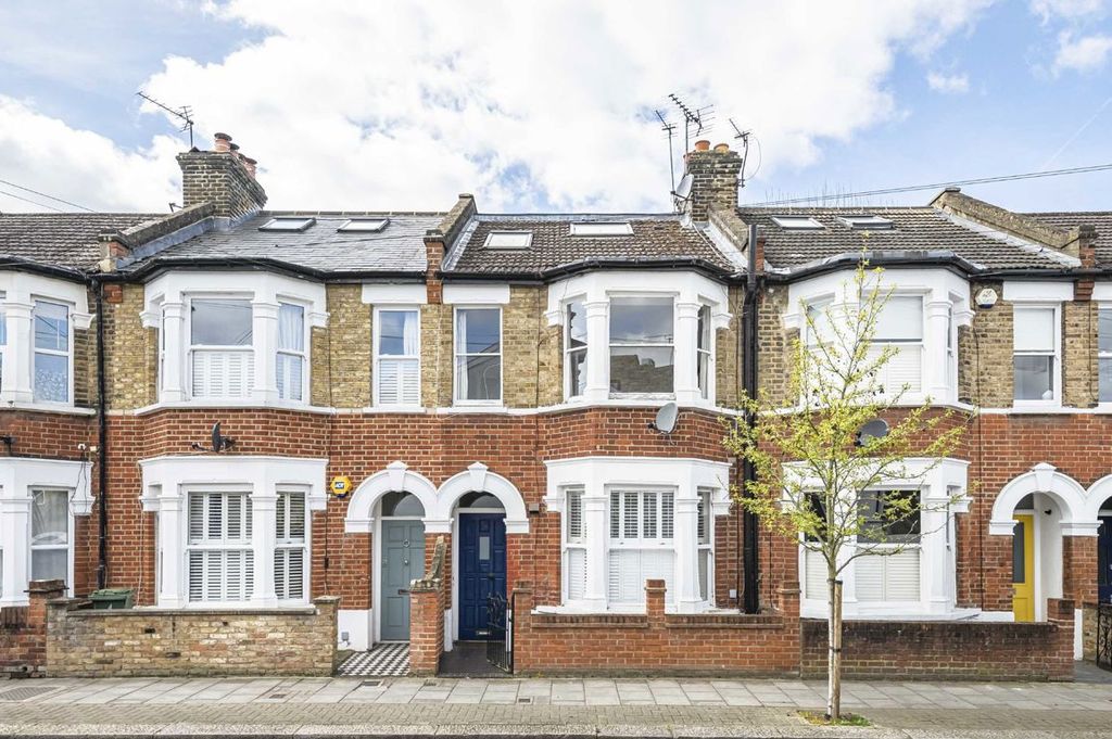 Property photo 1 of 6