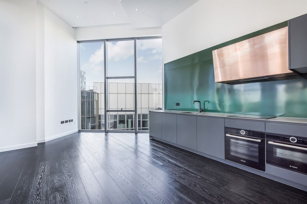 Property photo 1 of 12 (Main)