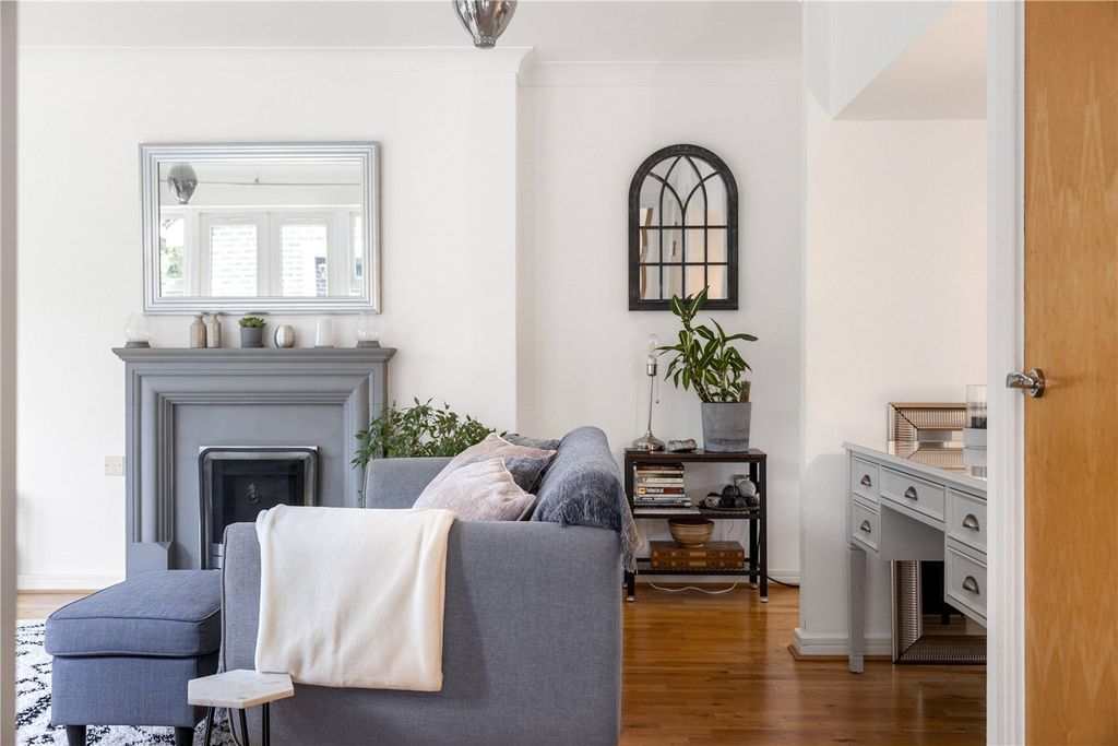 Property photo 3 of 24 Picture No. 22