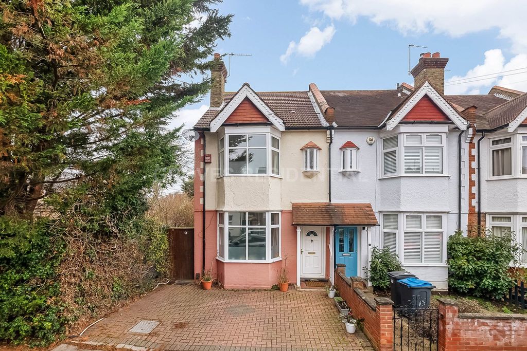 Property photo 1 of 15