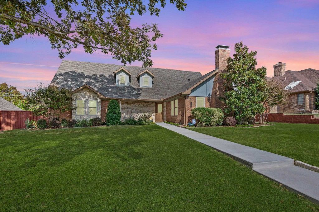 Property photo 1 of 31