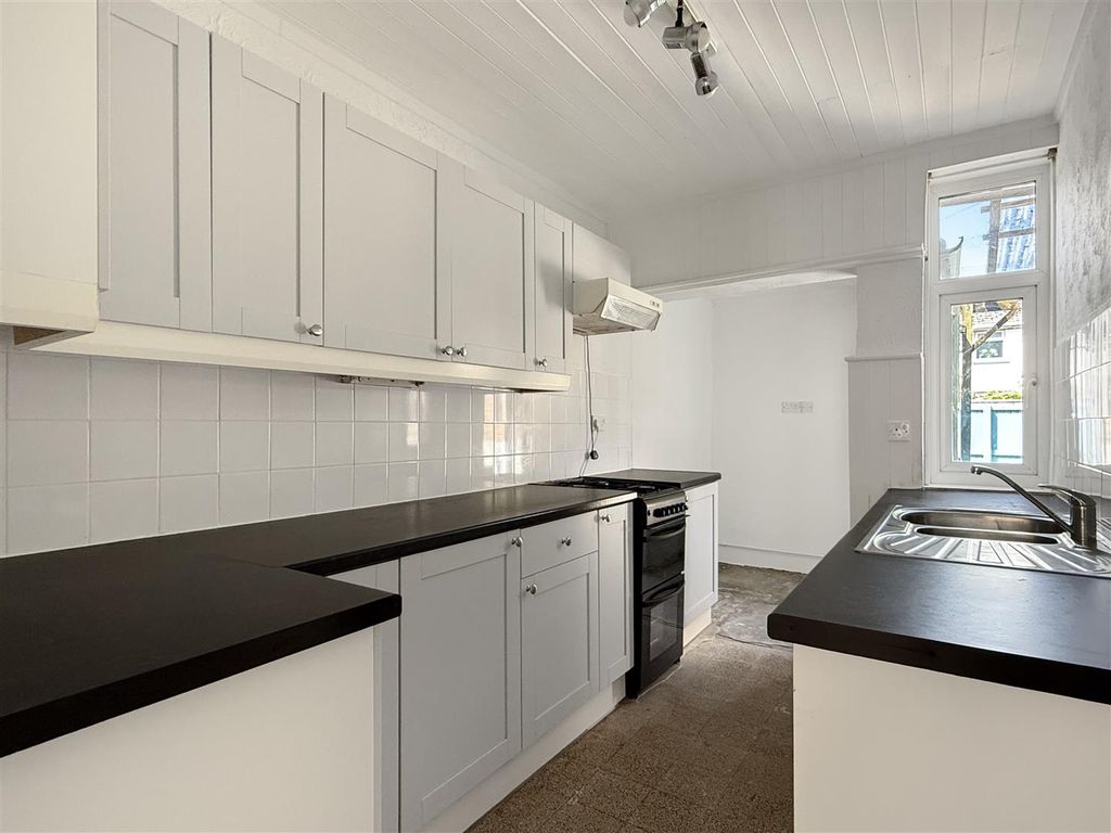 Property photo 3 of 12 Img_9715.Jpg