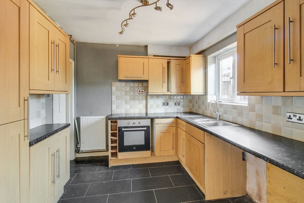Property photo 2 of 13