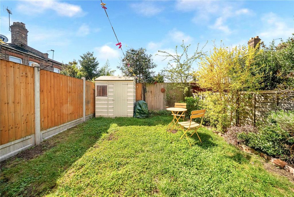 Property photo 2 of 20 Picture No. 01