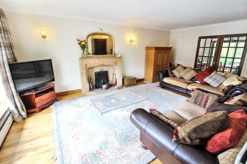 Property photo 3 of 21