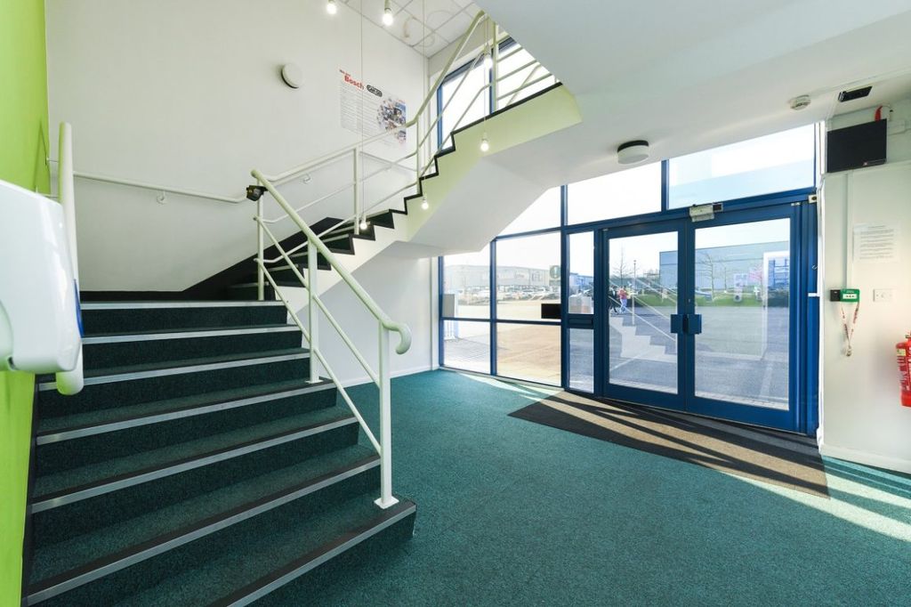 Property photo 3 of 11