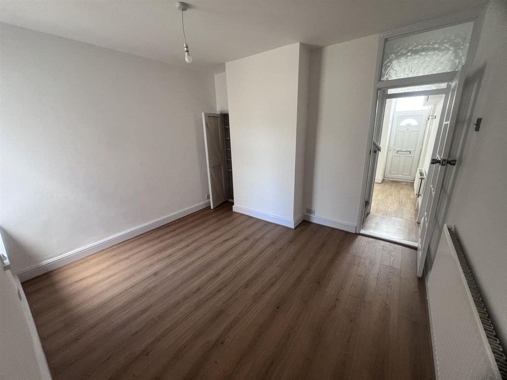 Property photo 2 of 10 Dining Room.Jpg