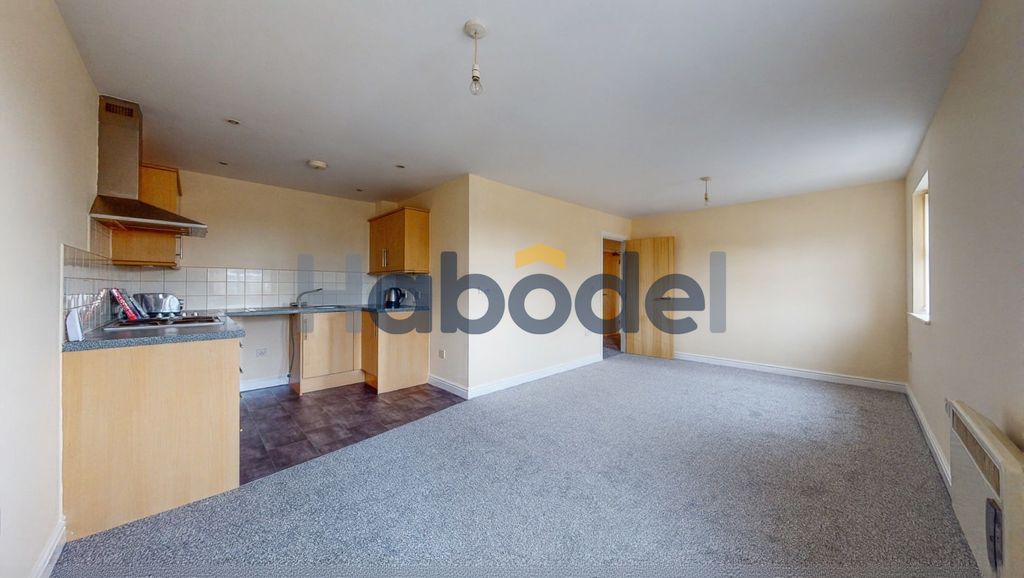 Property photo 2 of 6