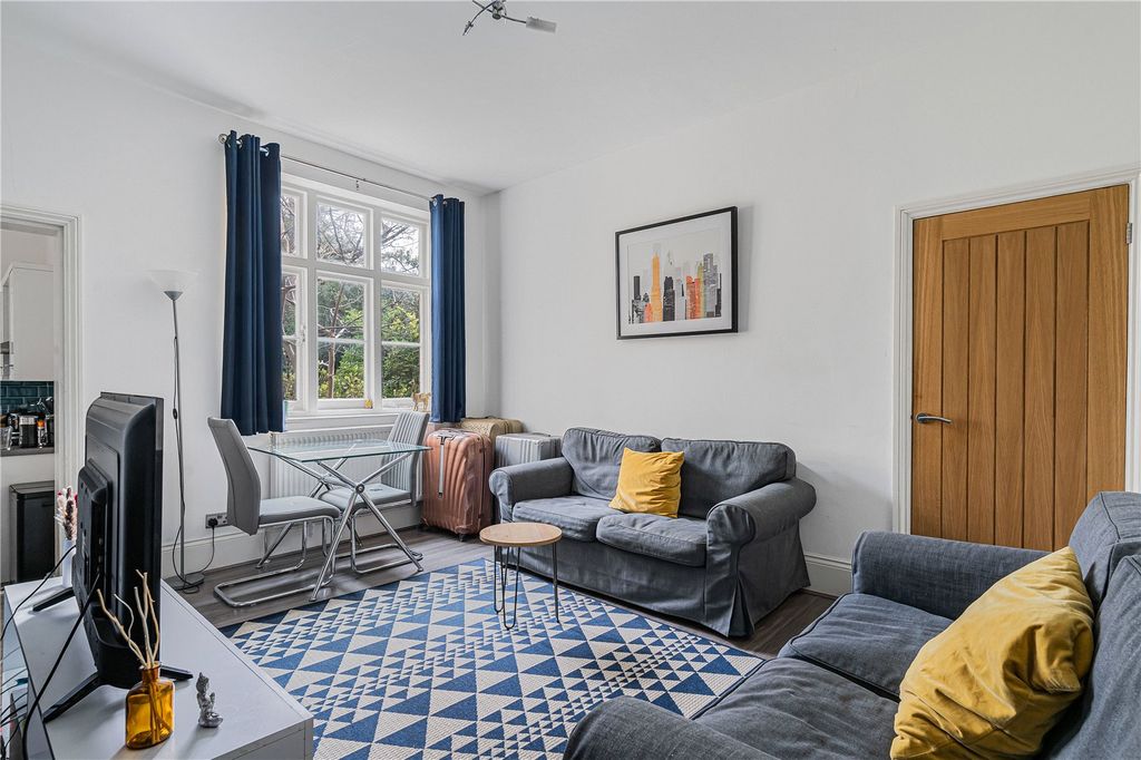 Property photo 3 of 28 Reception Room