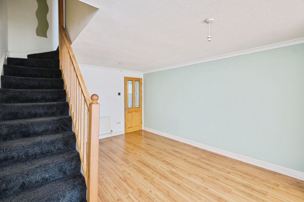 Property photo 3 of 20 Pbox-Img.Jpg