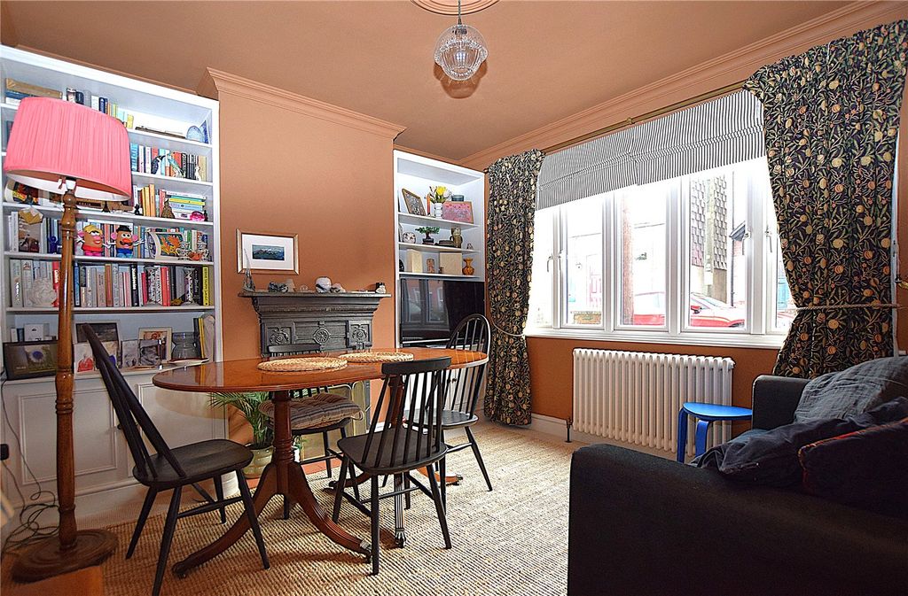 Property photo 2 of 14 Picture No. 37