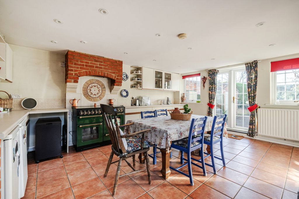 Property photo 2 of 14