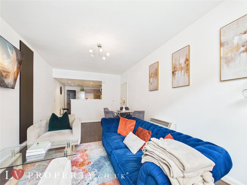 Property photo 1 of 8 Picture No. 09