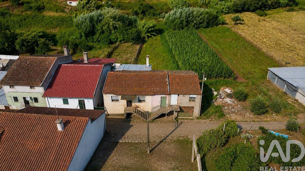 Property photo 1 of 39
