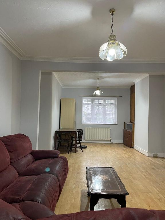 Property photo 1 of 26