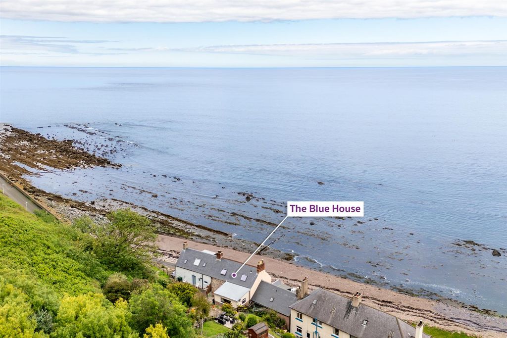 Property photo 2 of 31 The Blue House_Cowdrait_Seaview-1.Jpg