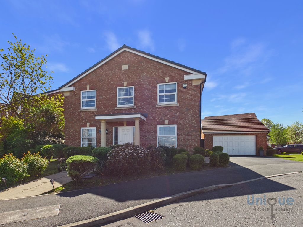 Property photo 1 of 32