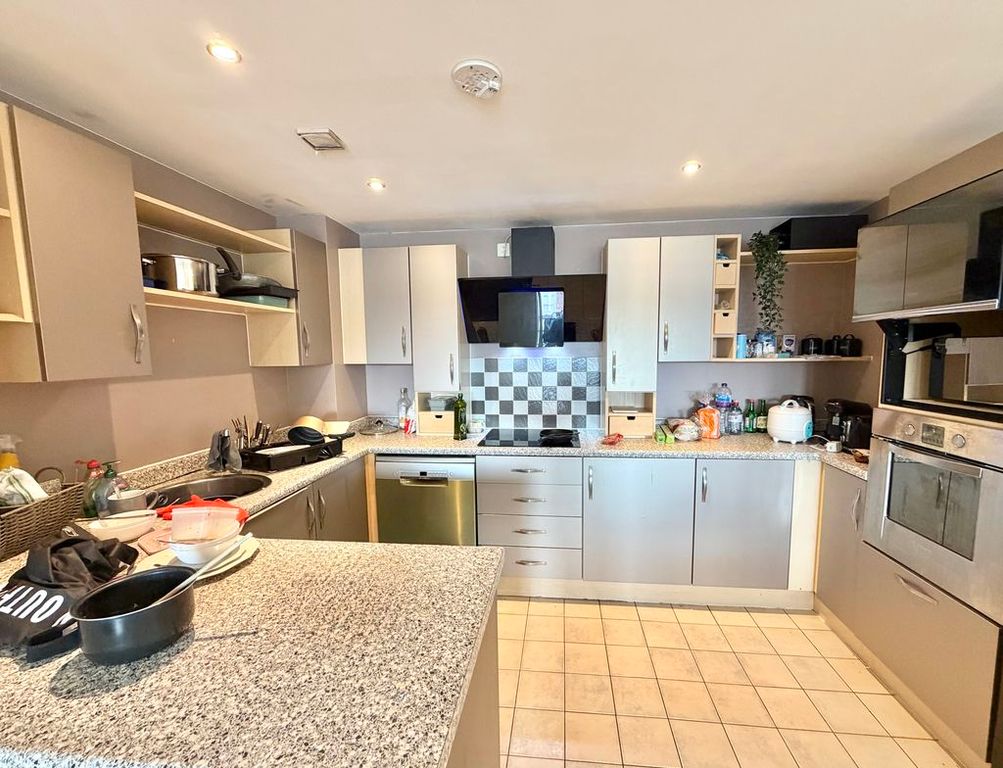 Property photo 2 of 10 Photo 1